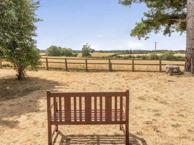 Flat for sale in Evershot, Oxfordshire