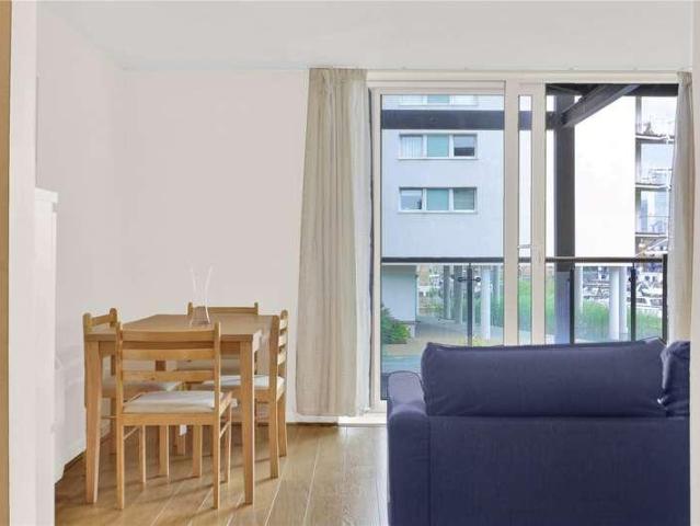 Flat for sale in Ratcliffe, Limehouse