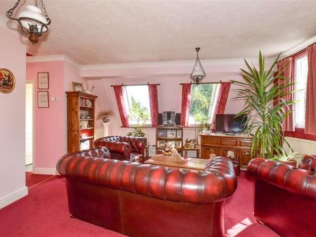 Flat for sale in Barton Estate, Canterbury