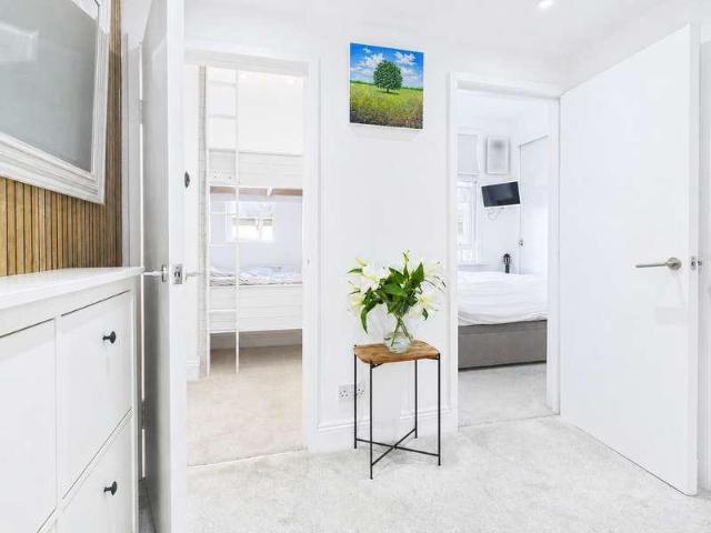 Flat for sale in Brunswick