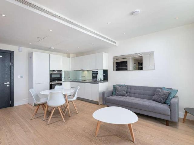 Flat for sale in Greater London
