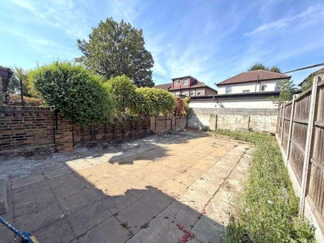 Flat for sale in Greater London