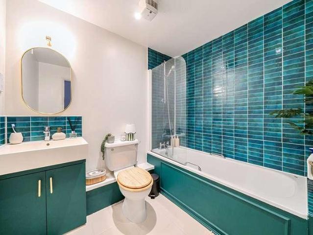 Flat for sale in Manor Park, Greater London