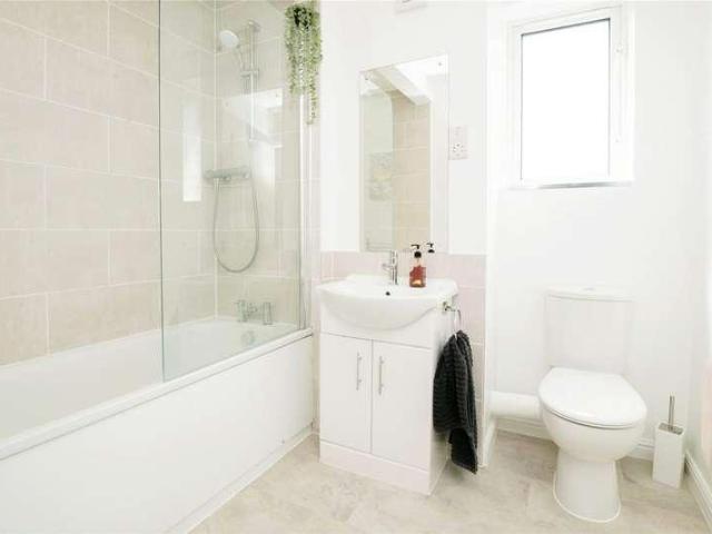 Flat for sale in City Centre, Falcon Lodge