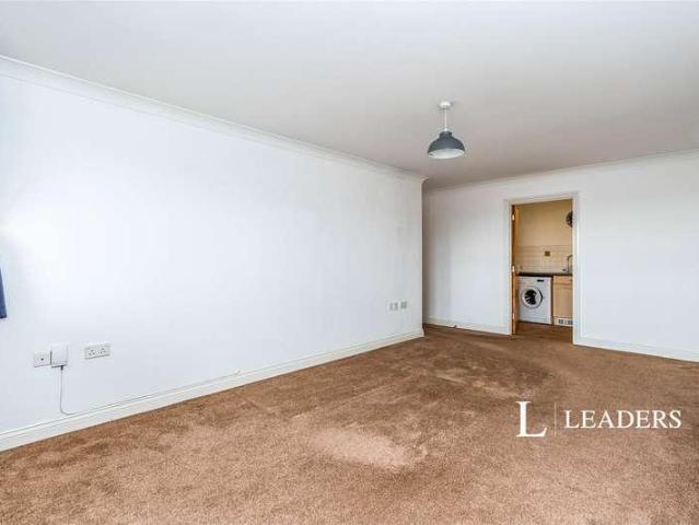 Flat for sale in Bitterne Manor, City Of Southampton