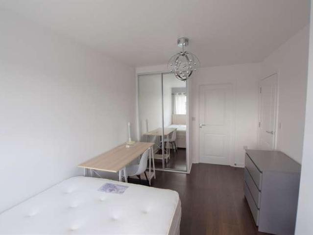 Flat for sale in Hythe, Colchester