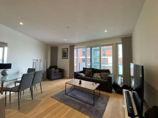 Flat for sale in Royal Arsenal Riverside, Greater London