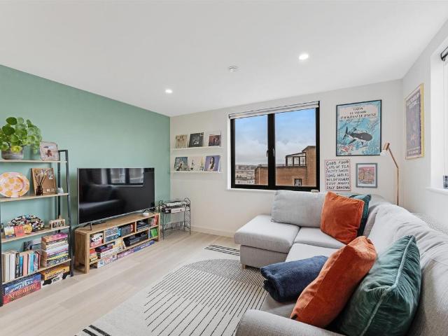 Flat for sale in Weston-super-mare, North Somerset