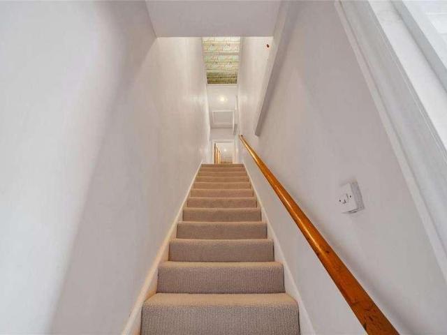 Flat for sale in Penge, Greater London