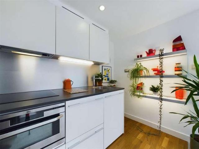 Flat for sale in Calderstones