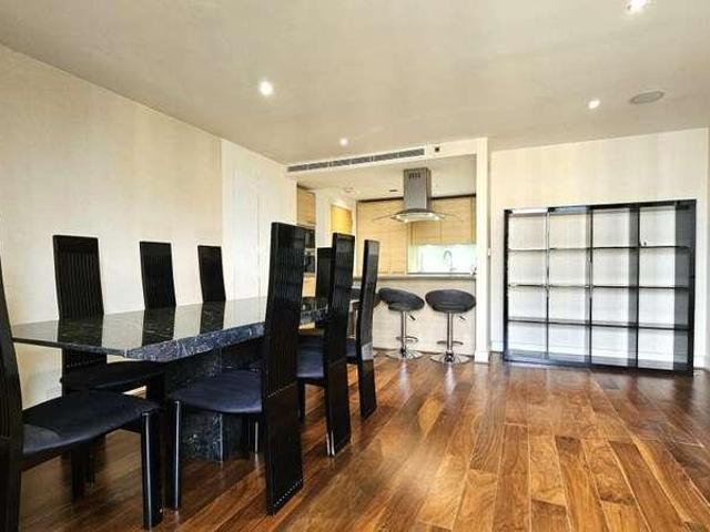Flat for sale in Imperial Wharf, Greater London
