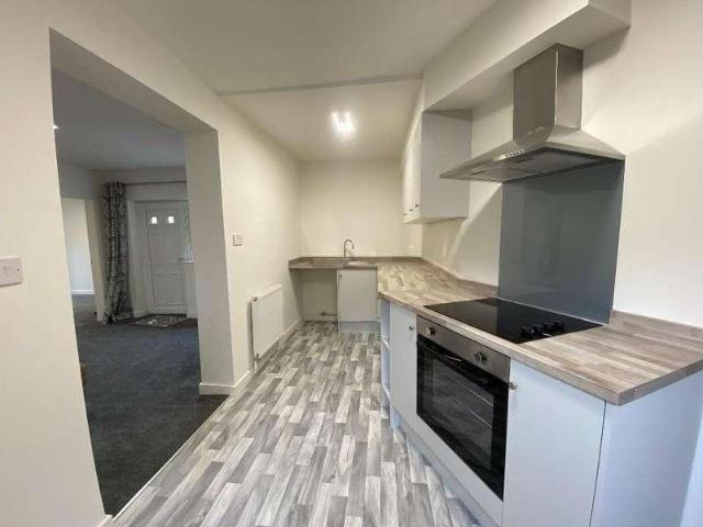 Flat for sale in Stepney, Hull
