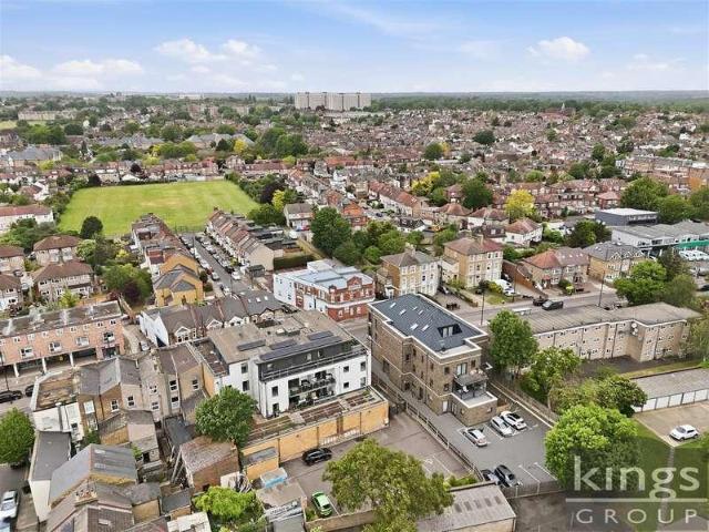 Flat for sale in Greater London