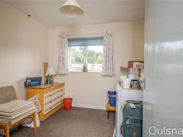 Flat for sale in Bromsgrove