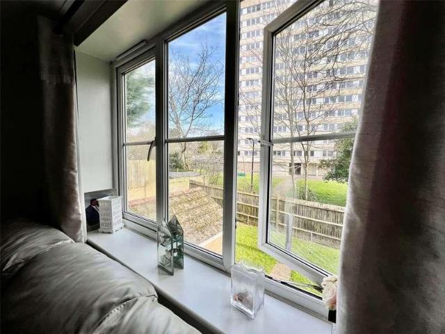 Flat for sale in Weston, City Of Southampton