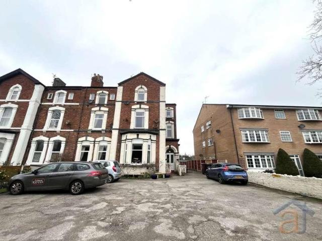 Flat for sale in Meols Cop, Southport