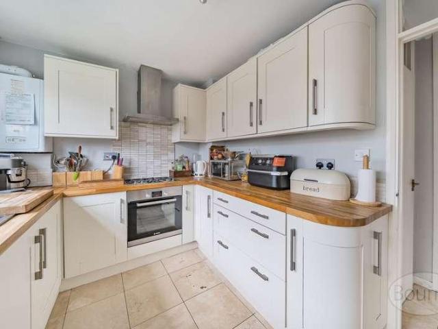 Flat for sale in Blackhills, Surrey
