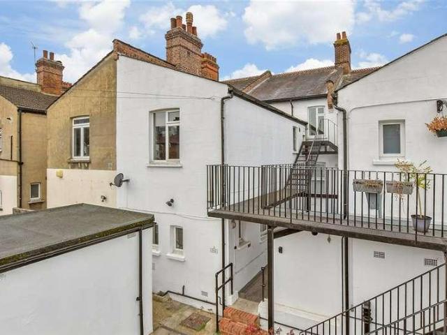 Flat for sale in London Borough of Sutton, Greater London