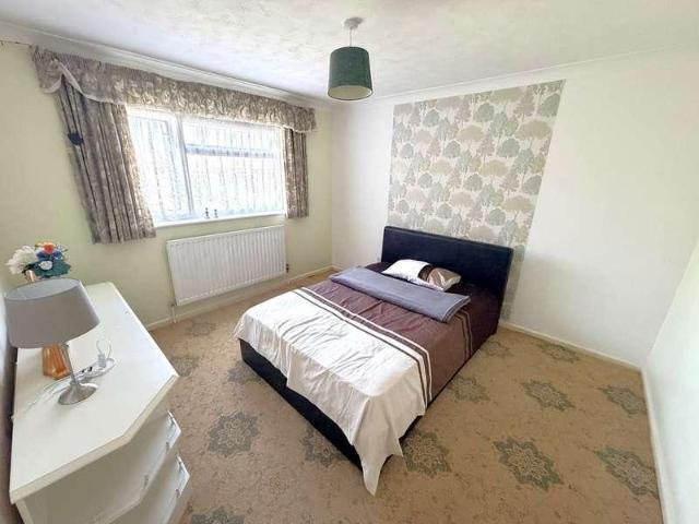 Flat for sale in Poole