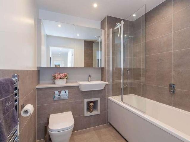 Flat for sale in Fishery, Maidenhead
