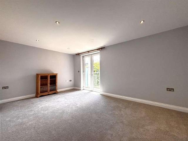 Flat for sale in Swanage, East Dorset