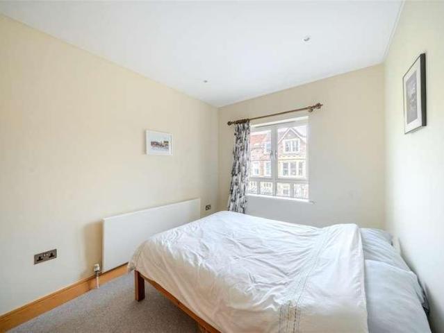 Flat for sale in Clifton Village, Feckenham