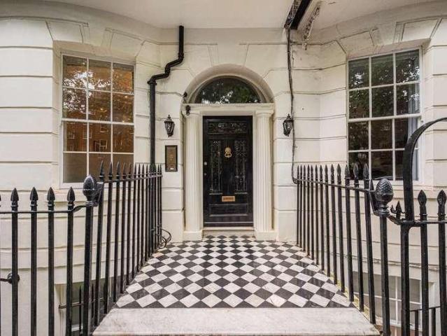 Flat for sale in Marylebone, Greater London