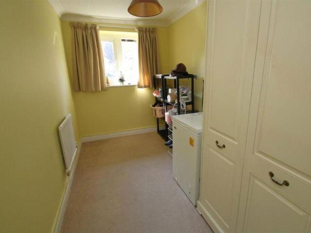 Flat for sale in Salisbury, Wiltshire