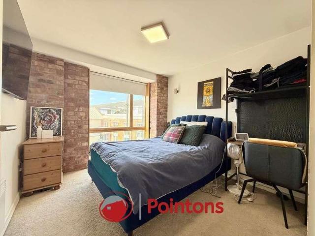 Flat for sale in Hillfields, West Midlands