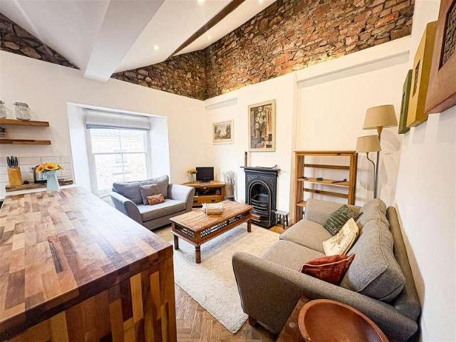 Flat for sale in Spike Island, Feckenham