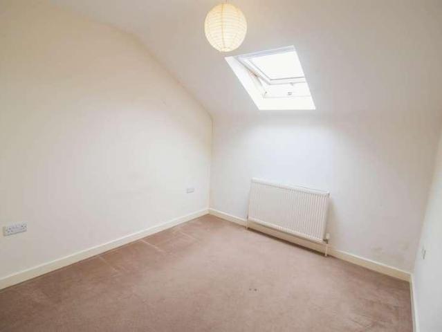 Flat for sale in Mount Pleasant, Iford