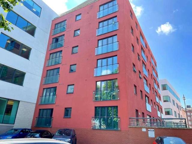 Flat for sale in St Matthew's, Leicester