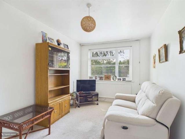 Flat for sale in Greater London