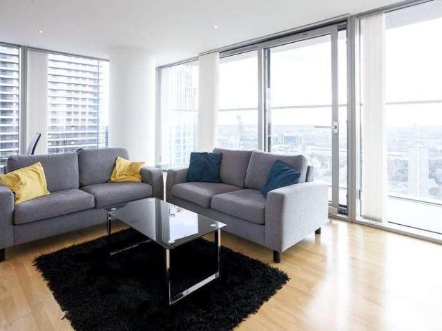 Flat for sale in London Borough of Tower Hamlets, Greater London