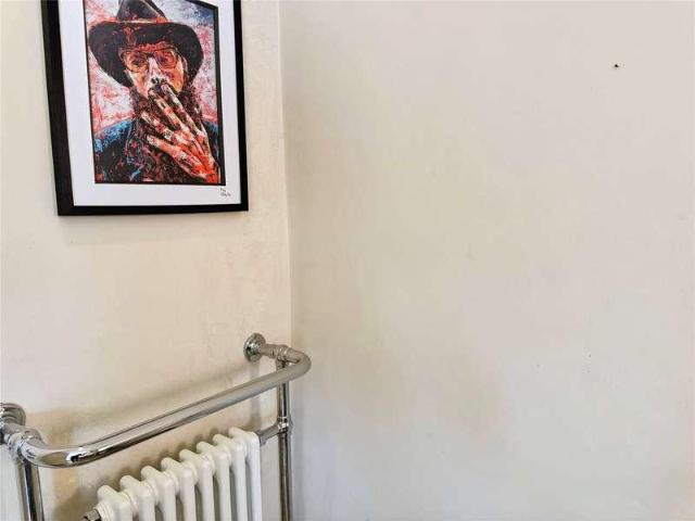 Flat for sale in Elmfield, Leicestershire
