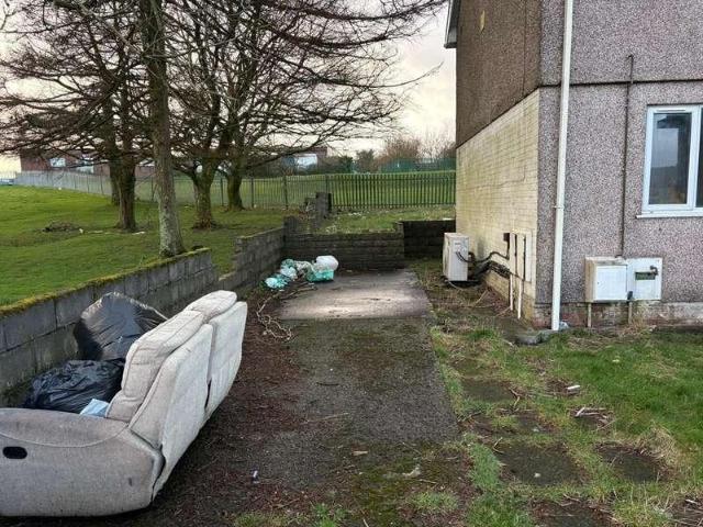 Flat for sale in Mynyddbach, Nangreaves