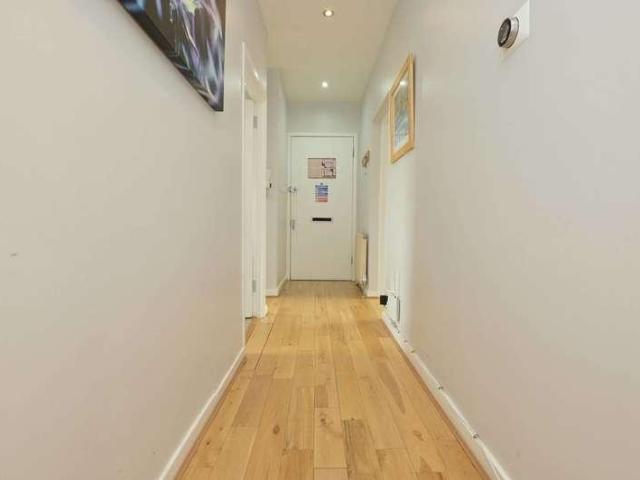Flat for sale in Canongate, Old Town