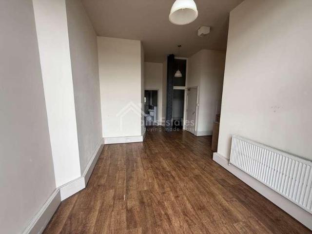 Flat for sale in Eightlands, Dewsbury