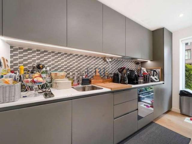 Flat for sale in Colindale, Greater London
