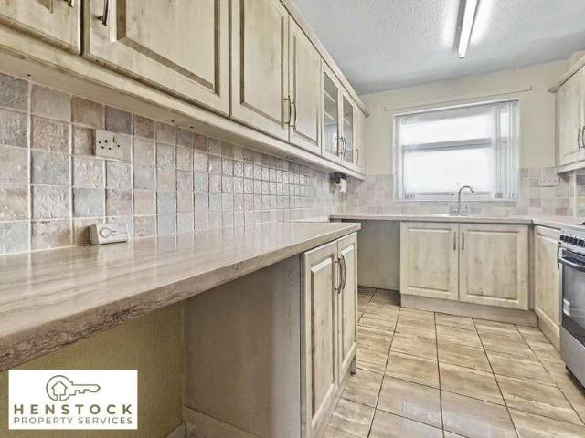 Flat for sale in Burnedge, Greater Manchester