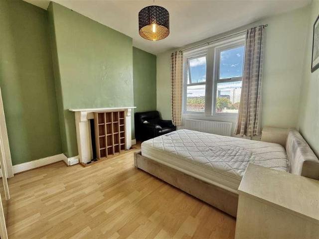 Flat for sale in Tyne And Wear