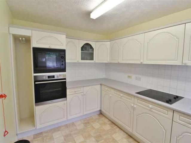Flat for sale in Grantham, Barholm