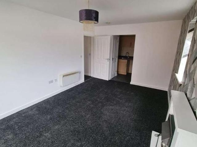 Flat for sale in Bloxwich, West Midlands
