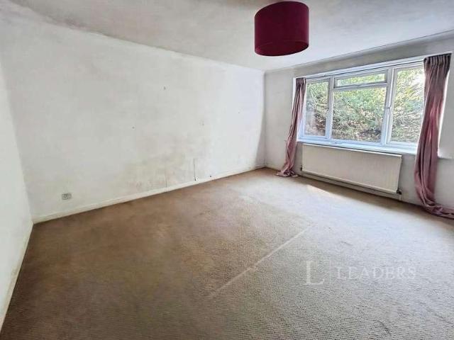 Flat for sale in Brunswick