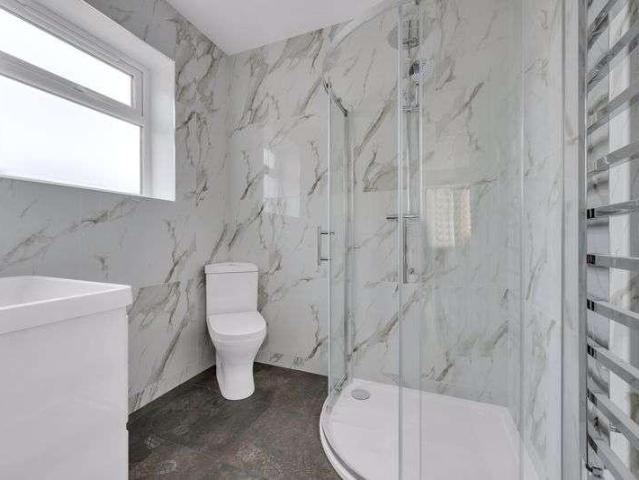 Flat for sale in London Borough of Bromley, Greater London