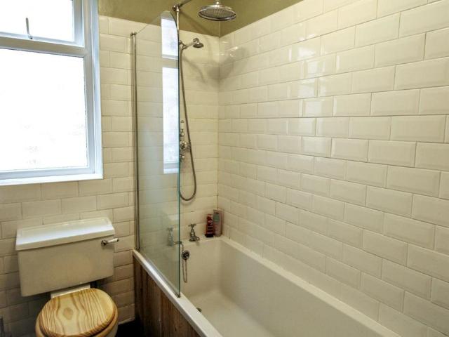 Flat for sale in Spital Tongues, Tyne And Wear