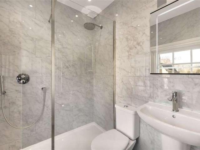 Flat for sale in City of Westminster, Greater London