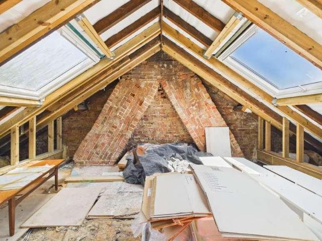 Flat for sale in Worthing, West Sussex