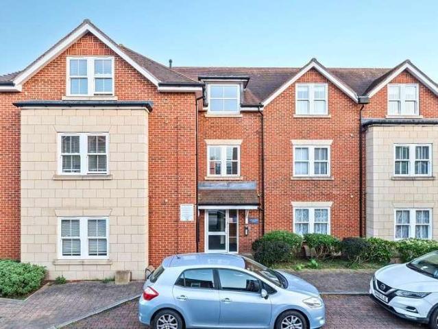 Flat for sale in Reading West, Reading