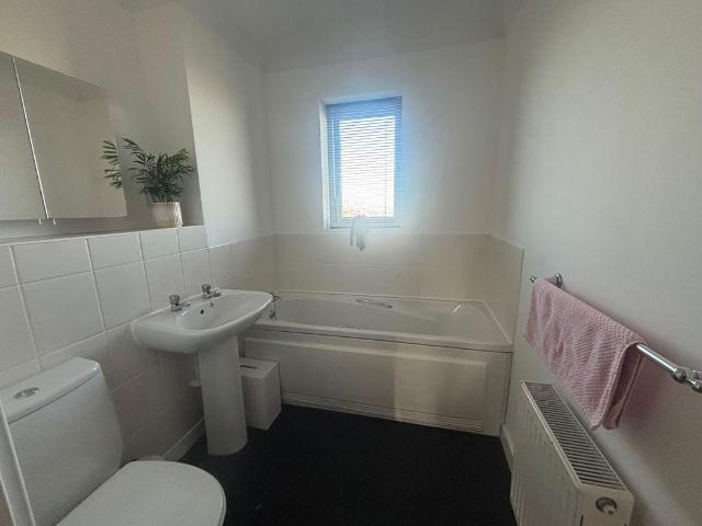 Flat for sale in Heaton, Newcastle upon Tyne